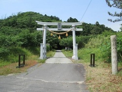 写真：松ヶ崎八幡神社の鳥居