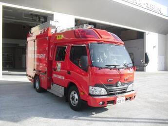 写真：600リットル水槽付消防ポンプ自動車