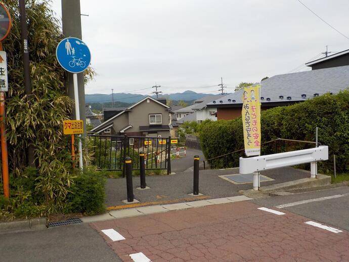 写真:市道石脇自歩道1号線から5号線の位置2