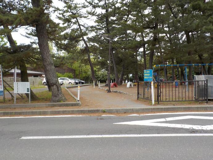写真:市道石脇自歩道1号線から5号線の位置3