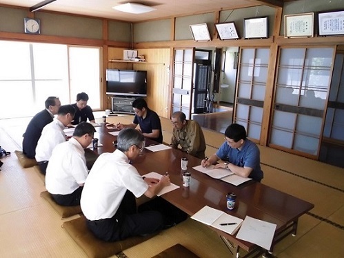 写真:げんきアップ事業、蒲田集落の話し合い