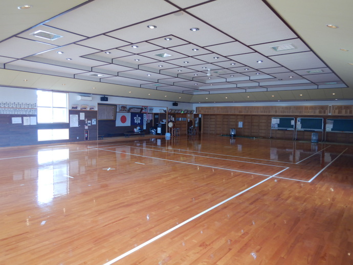 由利武道館 剣道場