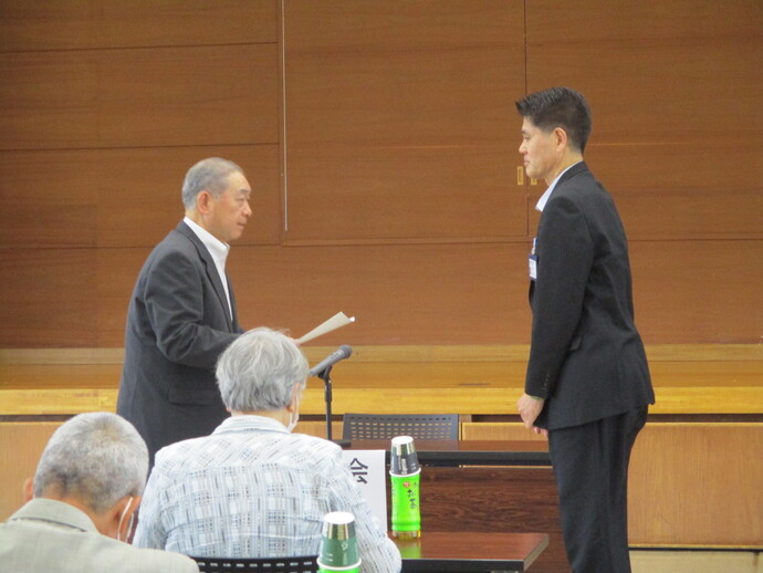 総会の写真1