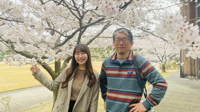地域おこし協力隊2人のツーショット写真