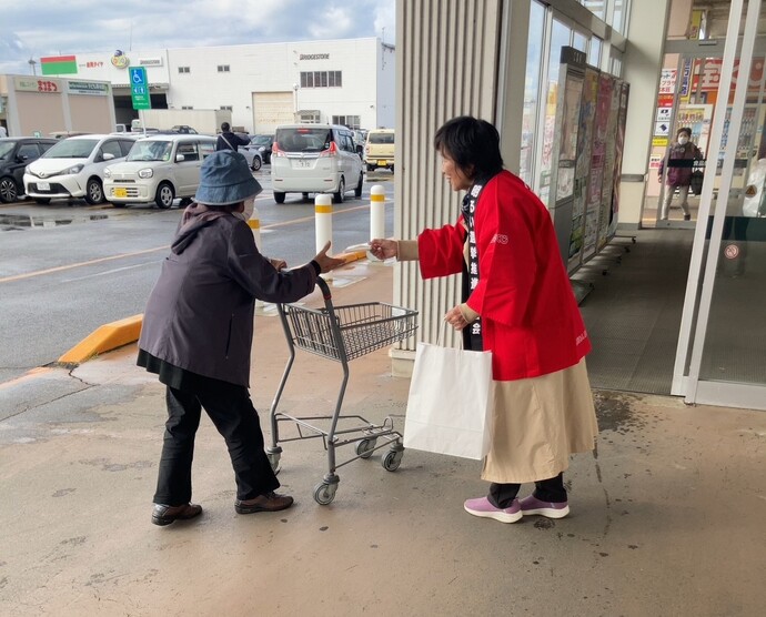イオンでの啓発活動の写真